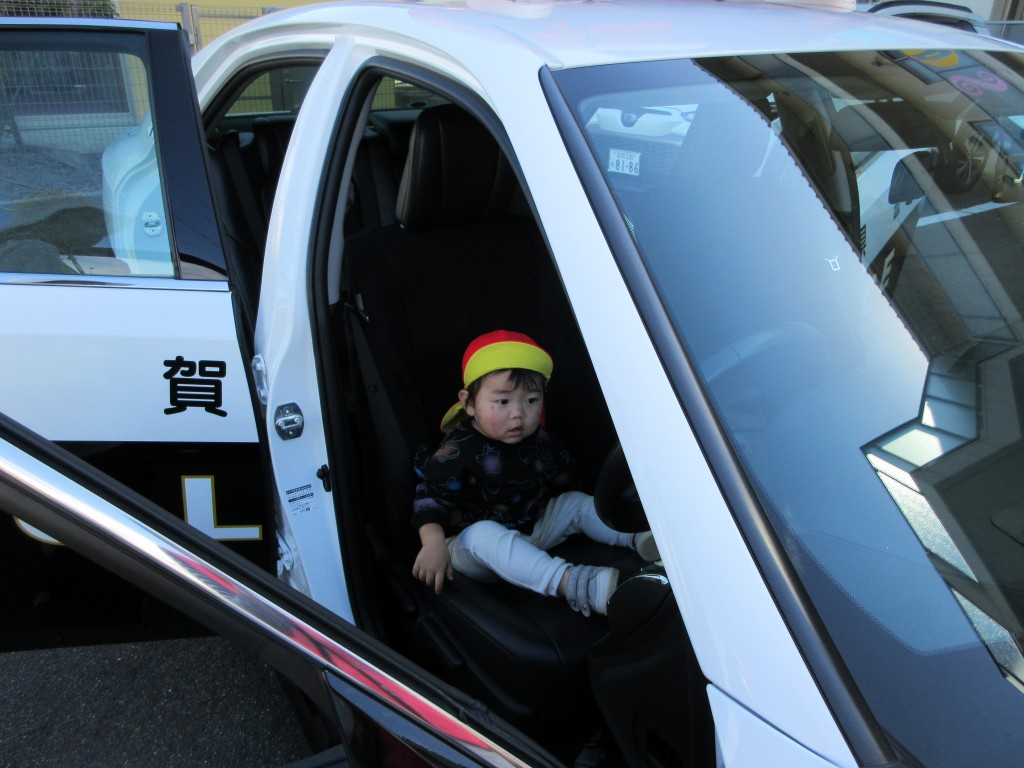 保育園にパトカーが来たよ！！